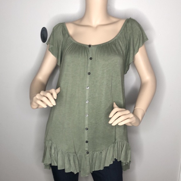 Olive off shoulder Boho style top - Picture 2 of 10